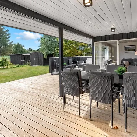 Aurel - 750m From The Sea By Interhome Blåvand