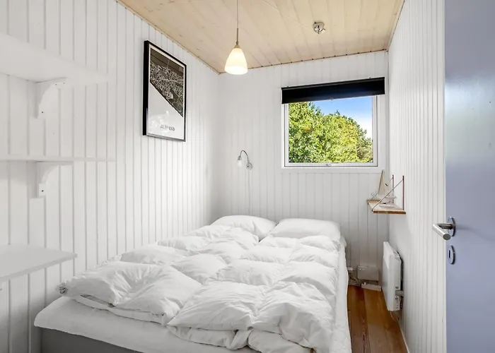 Aurel - 750m From The Sea By Interhome * 布拉万德